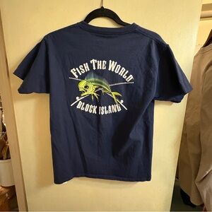 NWOT Block Island Fish The World T-Shirt M navy graphic